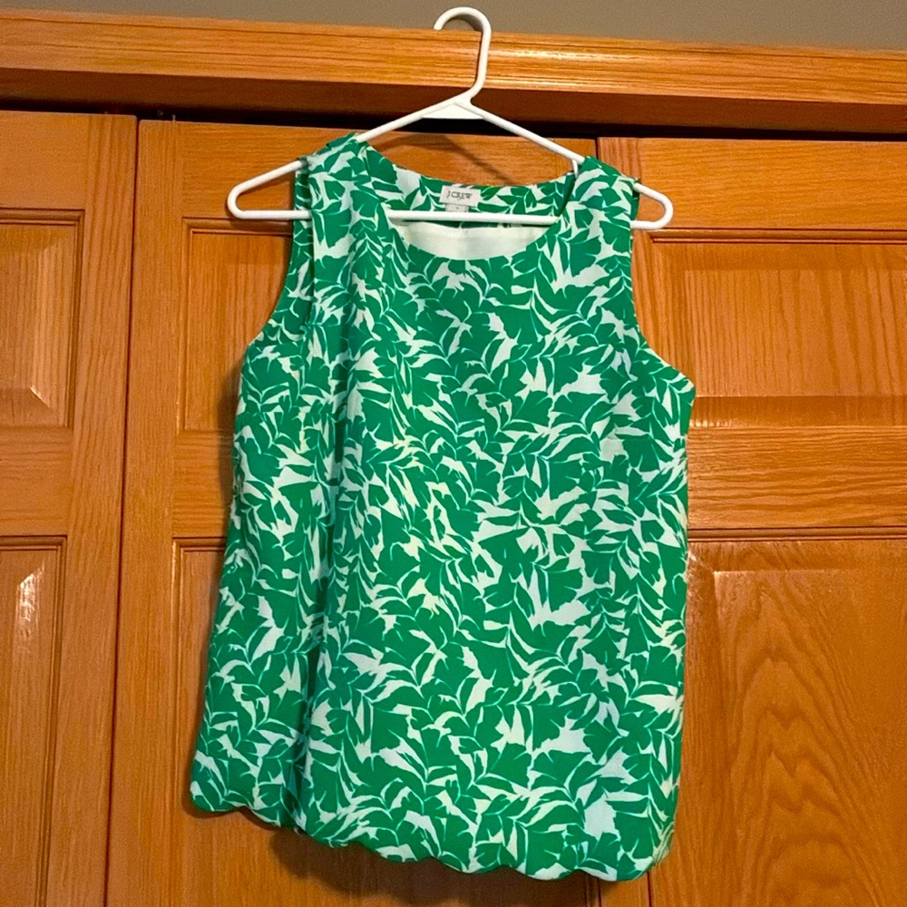 J CREW • Women’s Printed Tropical Leaf Scalloped Hem Top With Overlapped Back S